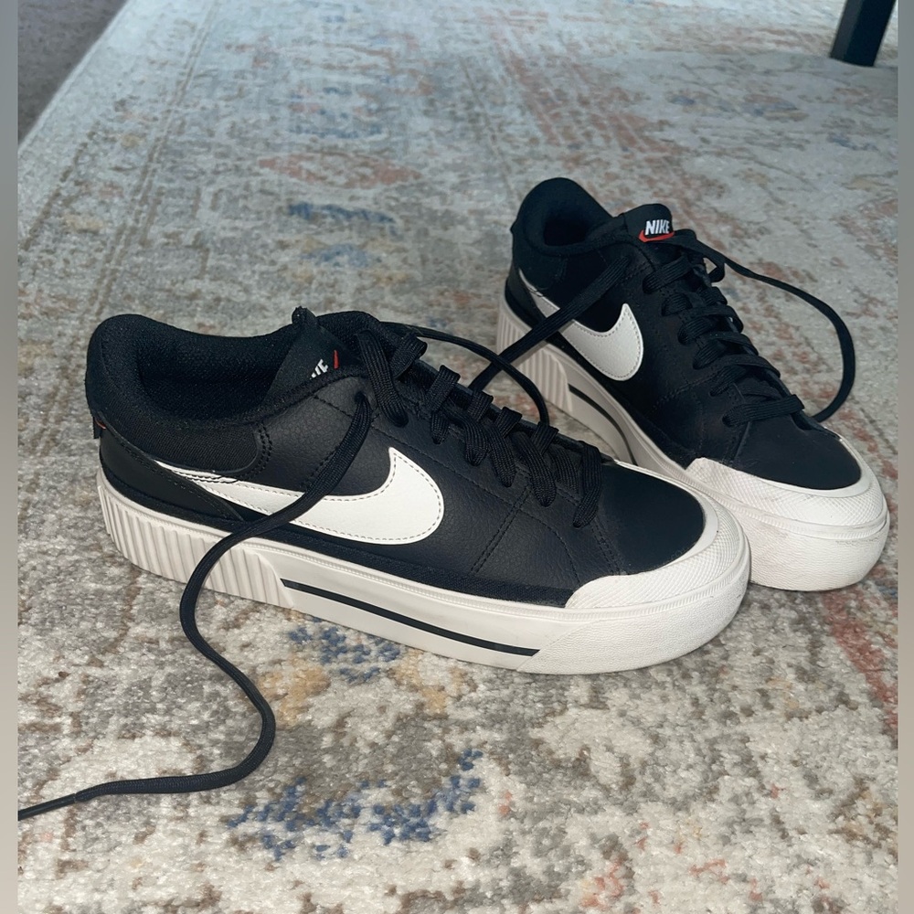 Nike Court Legacy Lift